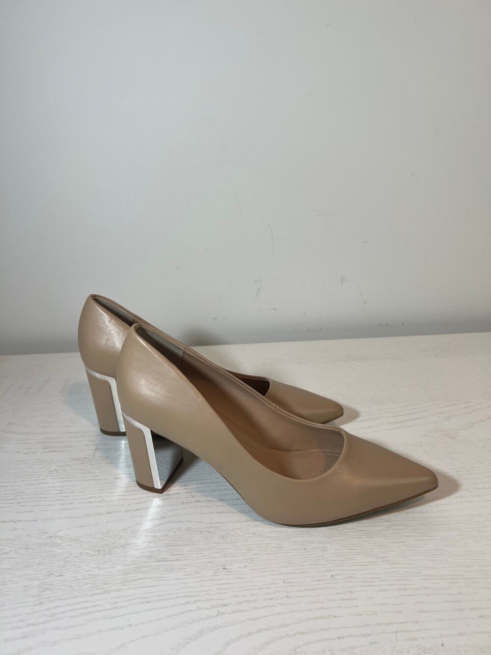 Alfani Taupe Block Heel Pumps Pointed Toe Classic Work Office Heels sze 6
